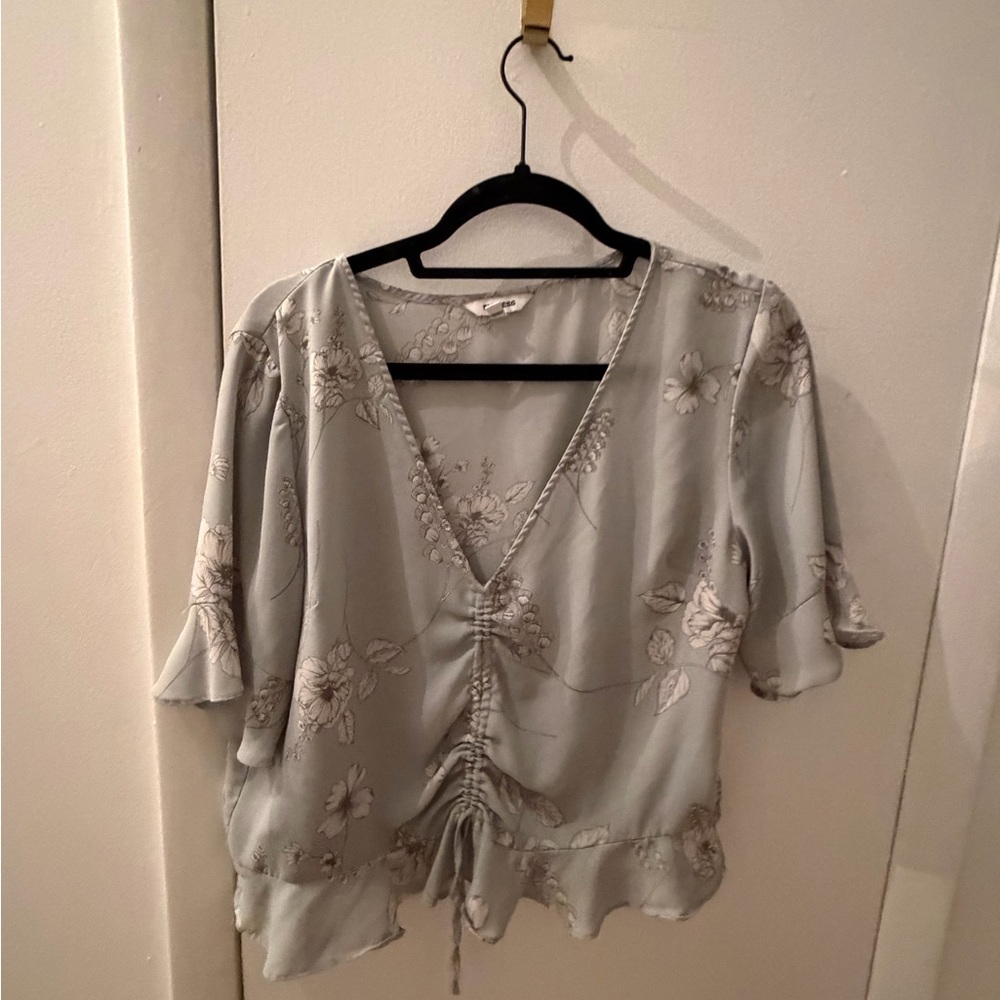 Express Gray Floral Satin Ruched Ruffle Blouse Size L